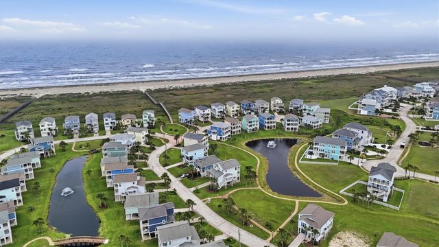 4130 King Rail Circle, Galveston, TX 77554