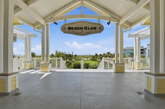 4130 King Rail Circle, Galveston, TX 77554