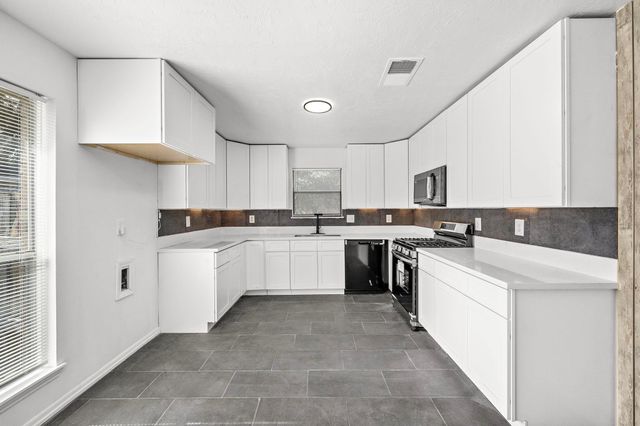 1022 Western Meadows Drive, Katy, TX 77450
