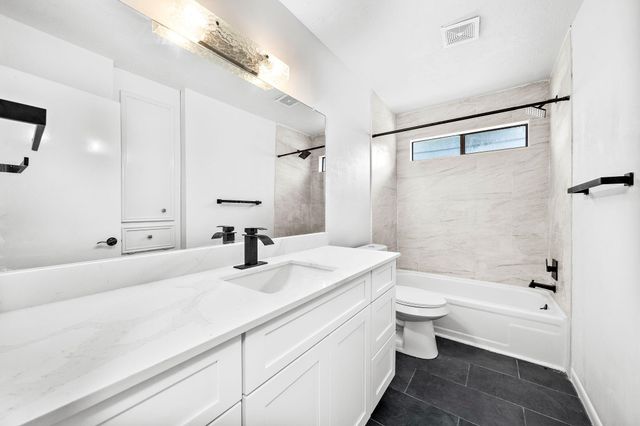 1022 Western Meadows Drive, Katy, TX 77450