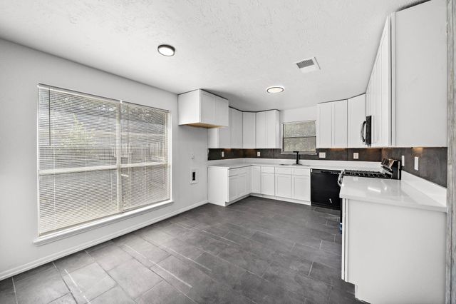 1022 Western Meadows Drive, Katy, TX 77450