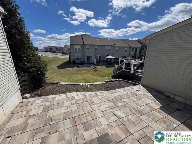 1477 Tarpan Lane, South Whitehall Twp, PA 18104