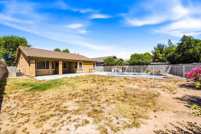 8407 W Myrtle Avenue, Glendale, AZ 85305