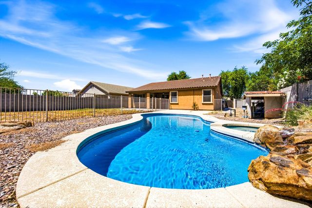 8407 W Myrtle Avenue, Glendale, AZ 85305