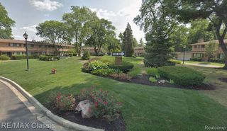 112 E Hickory Grove Road, Bloomfield Charter Township, MI 48304