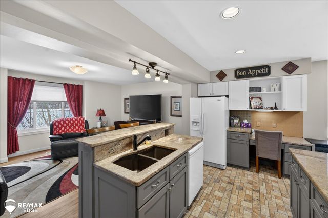 5386 Warwick Trail, Grand Blanc Twp, MI 48439