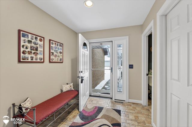 5386 Warwick Trail, Grand Blanc Twp, MI 48439