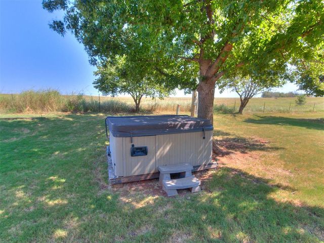 4720 W Canyon Road, Guthrie, OK 73044