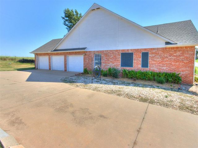 4720 W Canyon Road, Guthrie, OK 73044