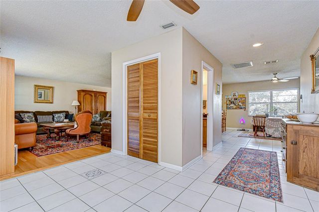 3805 BELL GRANDE DRIVE, Valrico, FL 33596