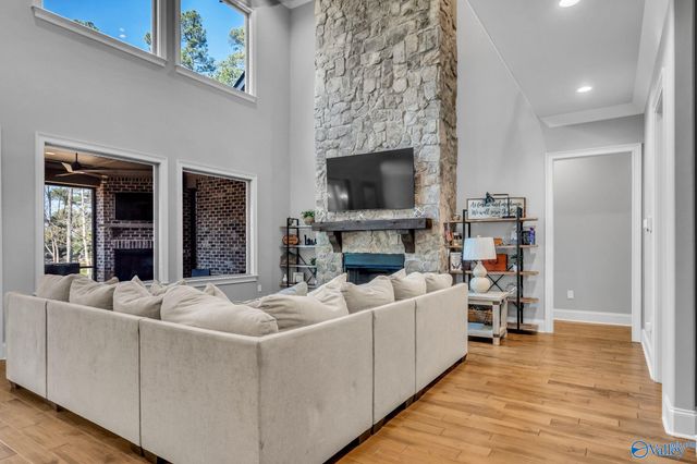 725 Indian Ridge Drive, Huntsville, AL 35803