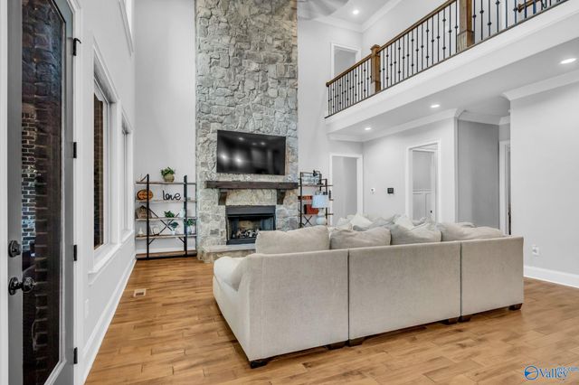 725 Indian Ridge Drive, Huntsville, AL 35803