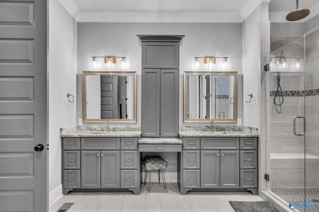 725 Indian Ridge Drive, Huntsville, AL 35803