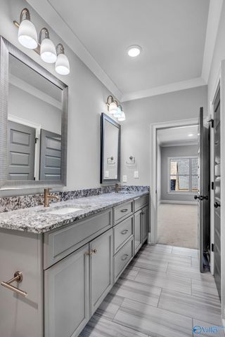 725 Indian Ridge Drive, Huntsville, AL 35803