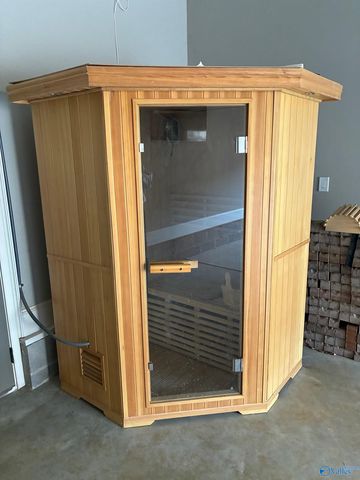 725 Indian Ridge Drive, Huntsville, AL 35803