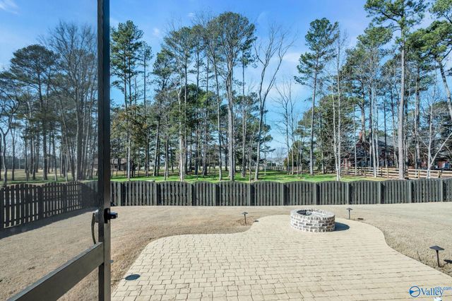 725 Indian Ridge Drive, Huntsville, AL 35803