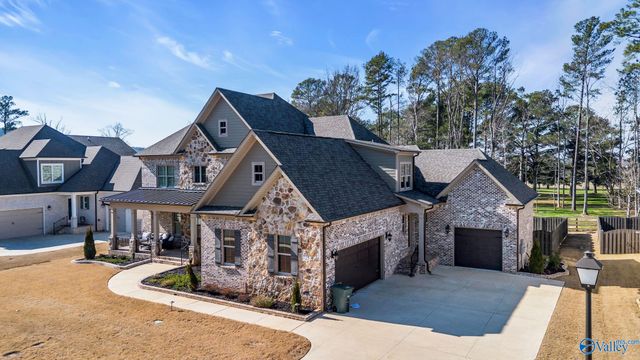 725 Indian Ridge Drive, Huntsville, AL 35803