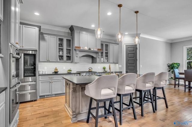 725 Indian Ridge Drive, Huntsville, AL 35803