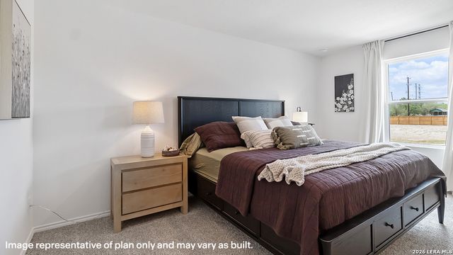 16060 Mahogany Way, Elmendorf, TX 78112