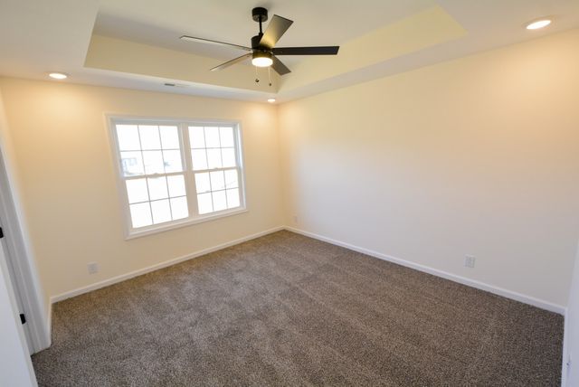 1469 Isaiah Dr, Clarksville, TN 37042