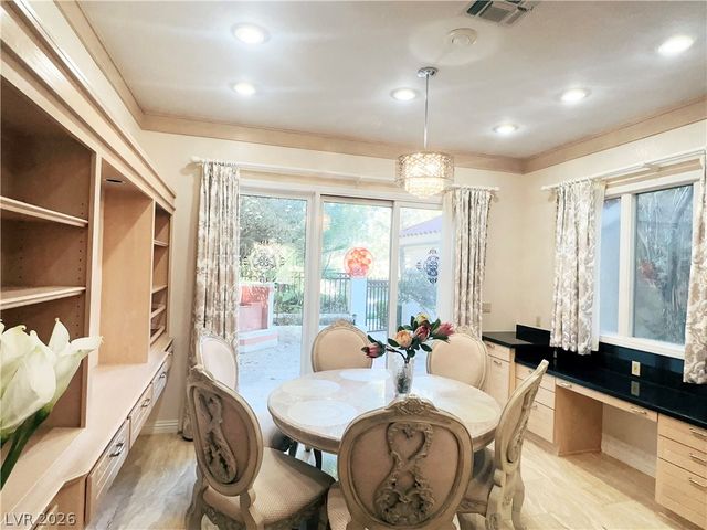 7829 Bermuda Dunes Avenue, Las Vegas, NV 89113