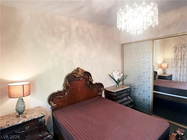 7829 Bermuda Dunes Avenue, Las Vegas, NV 89113