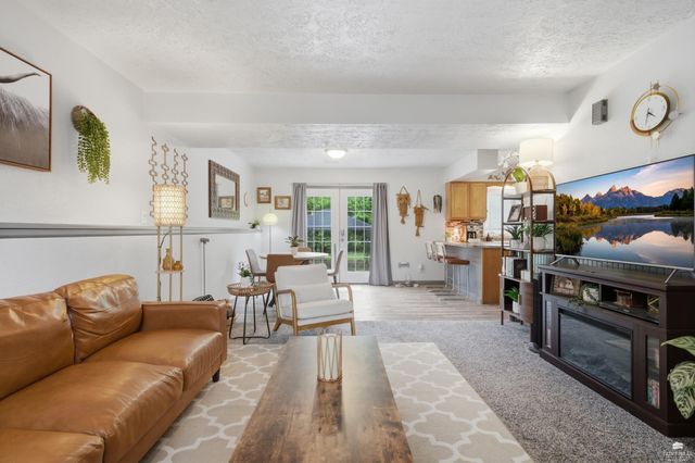 3306-3308 Fairman Circle, Manhattan, KS 66503