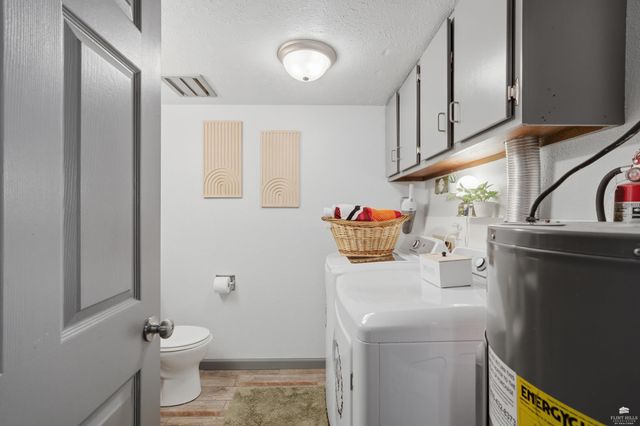 3306-3308 Fairman Circle, Manhattan, KS 66503