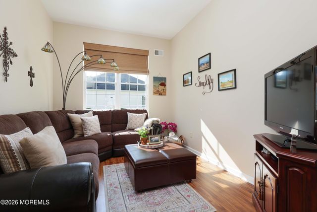 97 Wild Dunes Way, Jackson, NJ 08527