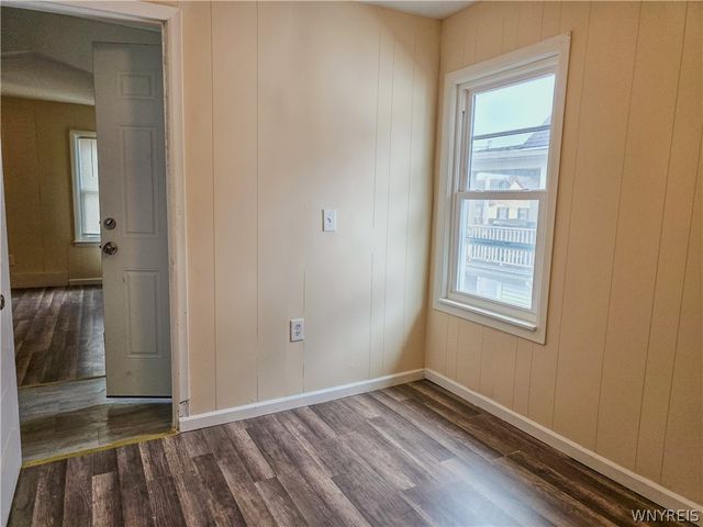 1618 16th Street, Niagara Falls, NY 14305