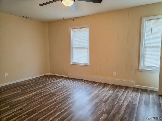 1618 16th Street, Niagara Falls, NY 14305
