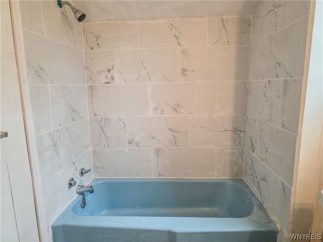 1618 16th Street, Niagara Falls, NY 14305