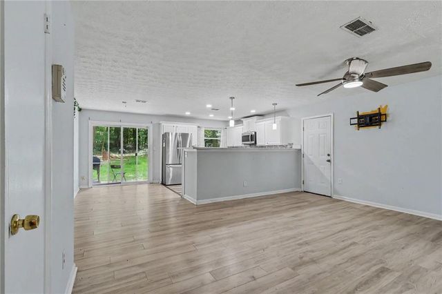 5425 Timor Trail, Lithonia, GA 30038