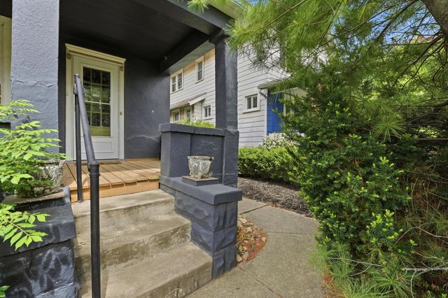318 E Hinman Avenue, Columbus, OH 43207