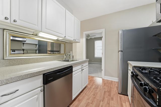 318 E Hinman Avenue, Columbus, OH 43207