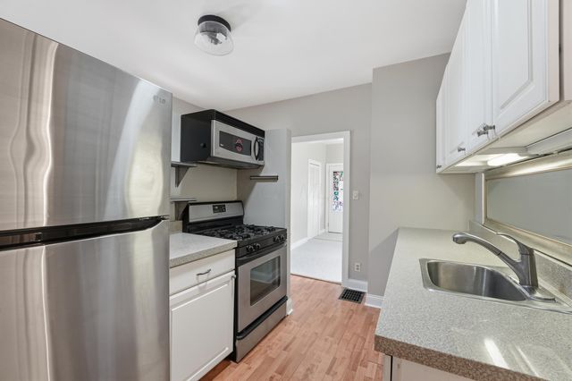 318 E Hinman Avenue, Columbus, OH 43207