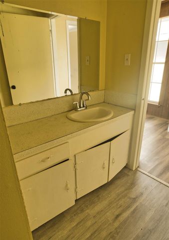 876 County Road 298, Sargent, TX 77414