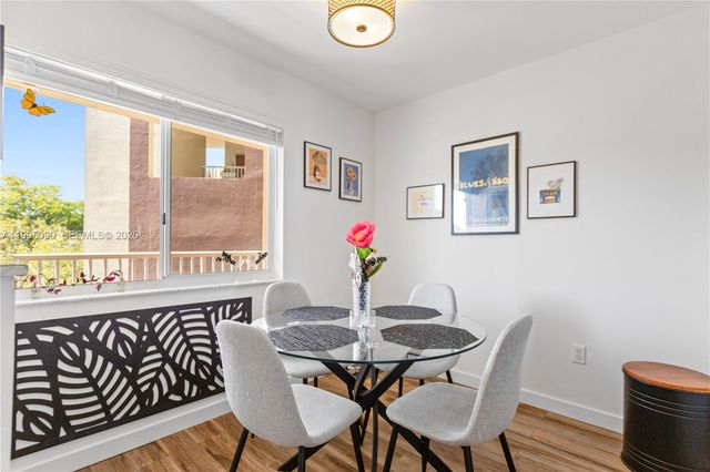 7676 Trent Dr 308, Tamarac, FL 33321