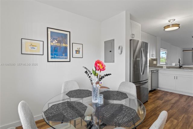 7676 Trent Dr 308, Tamarac, FL 33321