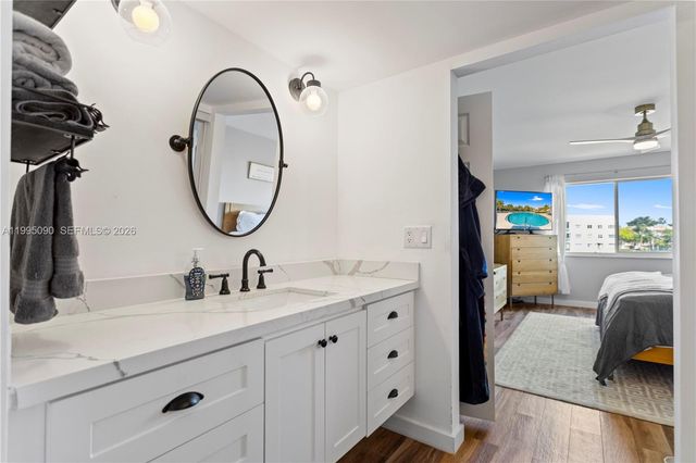 7676 Trent Dr 308, Tamarac, FL 33321