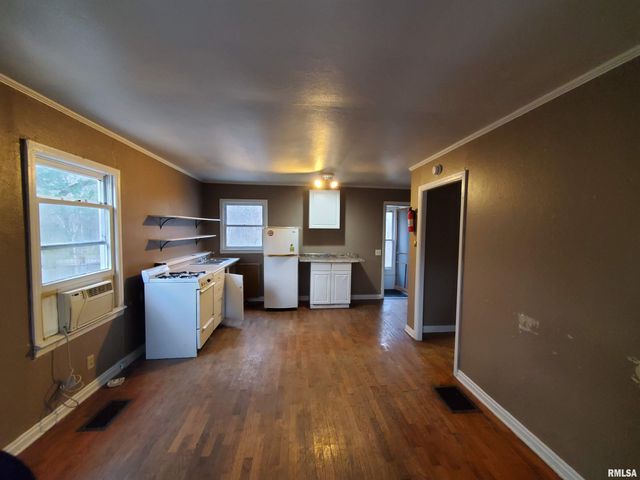 6459 Old Highway 13 Road, Carbondale, IL 62901