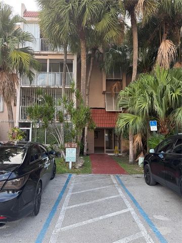 8405 NW 8th Street 304, Miami, FL 33126
