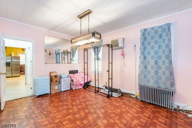 308 Davis Ave, Harrison Town, NJ 07029