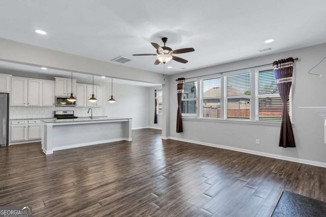 385 Hinton Chase Parkway, Covington, GA 30016