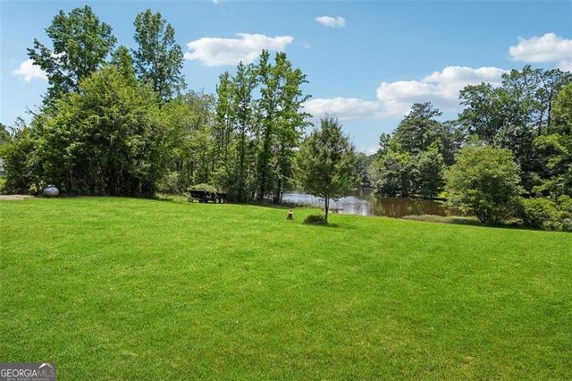 12 WINDSOR Way, Newnan, GA 30263