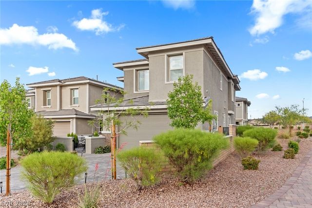 664 Sostenuto Street, Henderson, NV 89011