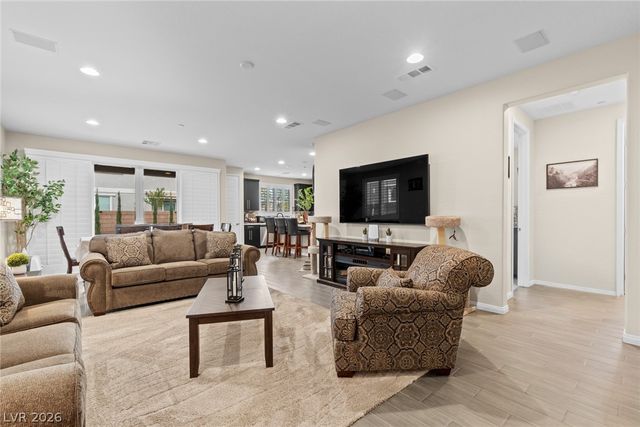 664 Sostenuto Street, Henderson, NV 89011