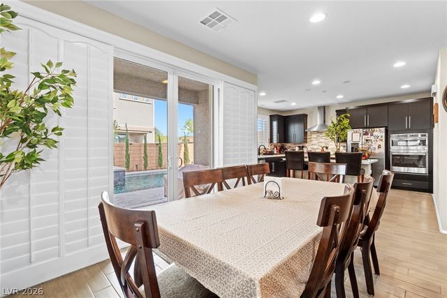 664 Sostenuto Street, Henderson, NV 89011