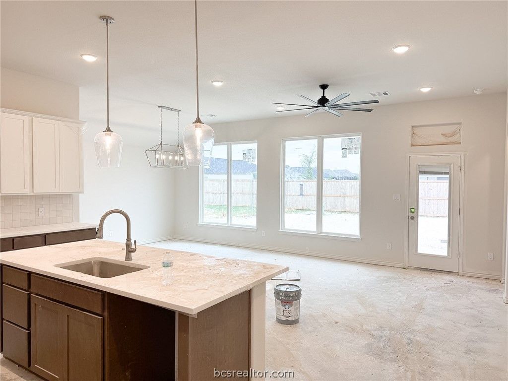 3241 Wesley Loop, Bryan, TX 77808 — photo 4