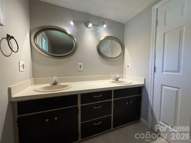 917 Spruce Street, Charlotte, NC 28203